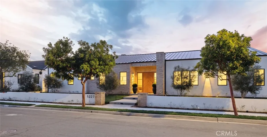 1227 Berkshire Lane, Newport Beach, California 92660