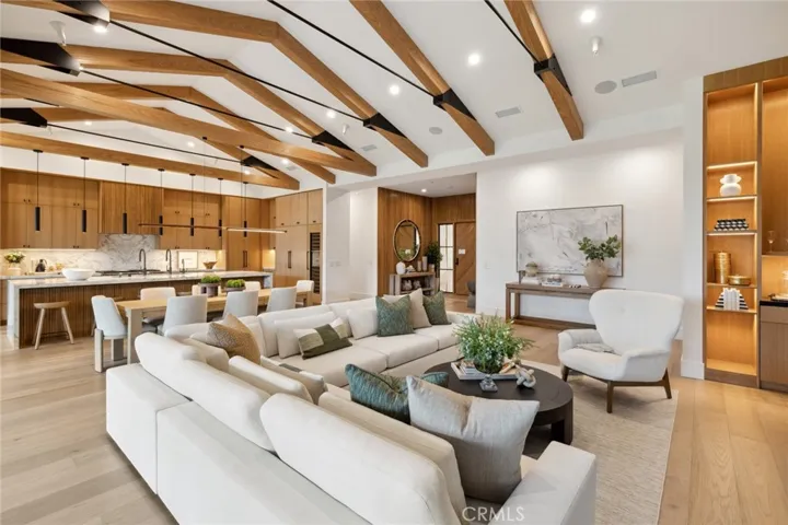 1227 Berkshire Lane, Newport Beach, California 92660
