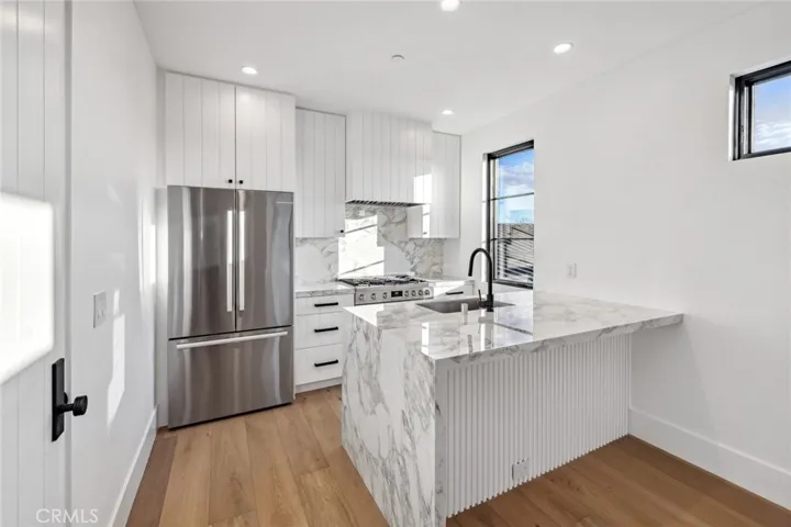 1227 Berkshire Lane, Newport Beach, California 92660