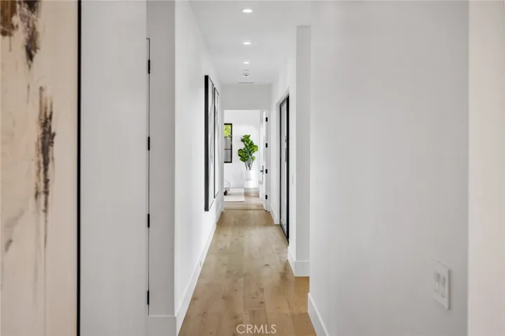 1227 Berkshire Lane, Newport Beach, California 92660