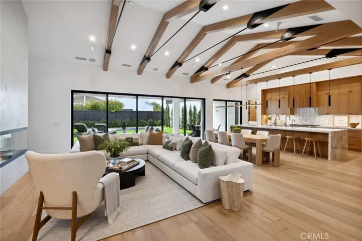 1227 Berkshire Lane, Newport Beach, California 92660