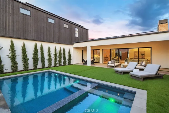 1227 Berkshire Lane, Newport Beach, California 92660