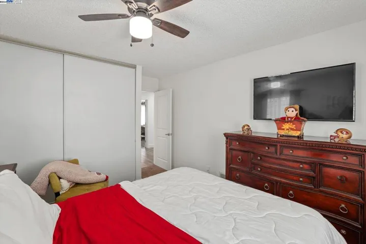 207 Elderberry Ct, Hercules, California 94547