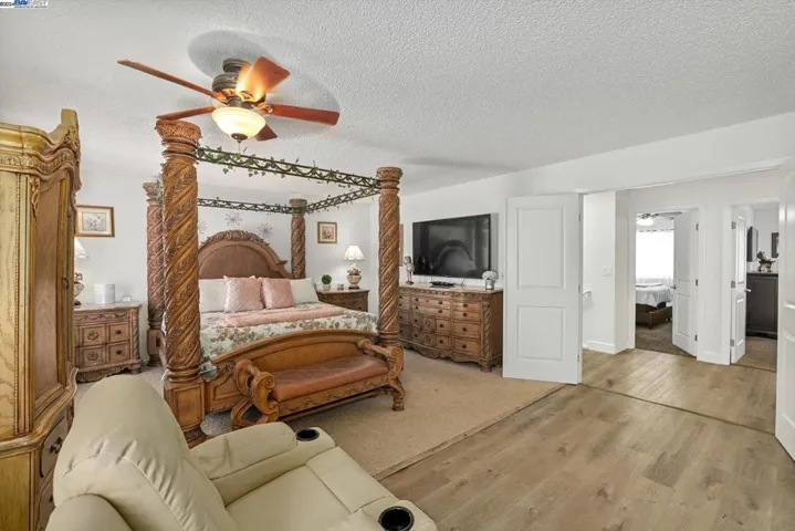 207 Elderberry Ct, Hercules, California 94547