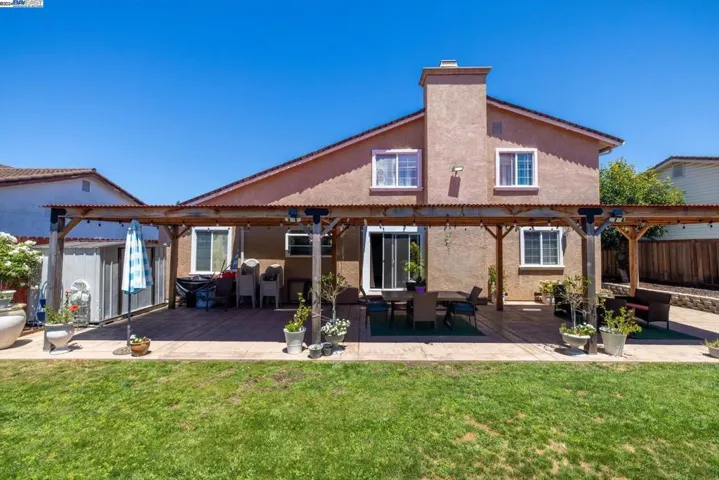 207 Elderberry Ct, Hercules, California 94547
