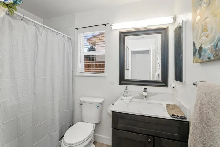 207 Elderberry Ct, Hercules, California 94547