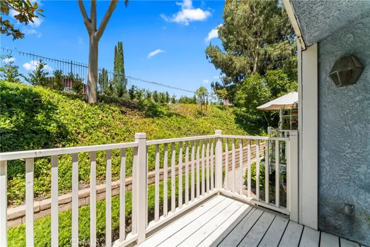 18420 Lemarsh Street 28, Northridge, California 91325