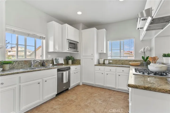 16841 Roosevelt Lane, Huntington Beach, California 92649