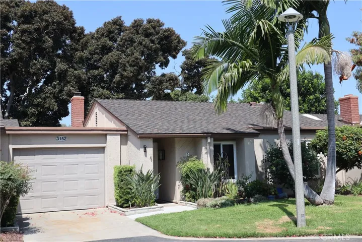 3152 Alta Vista B, Laguna Woods, California 92637