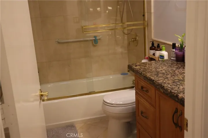 3152 Alta Vista B, Laguna Woods, California 92637