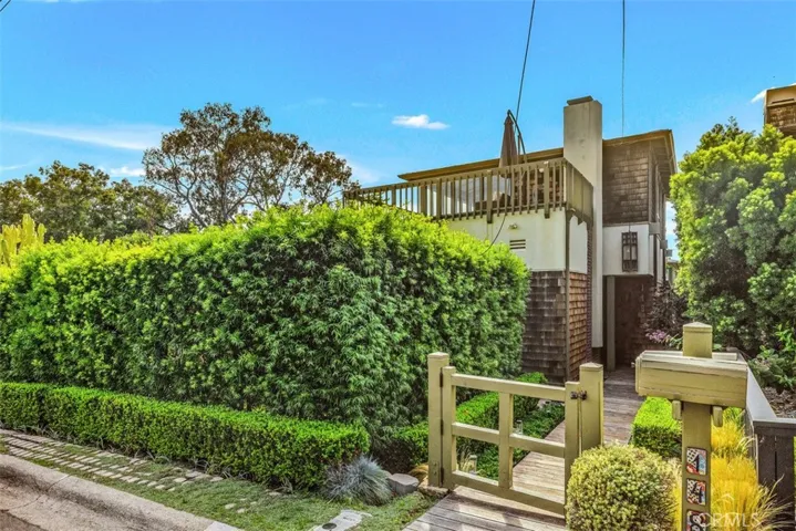 146 Chiquita Street, Laguna Beach, California 92651