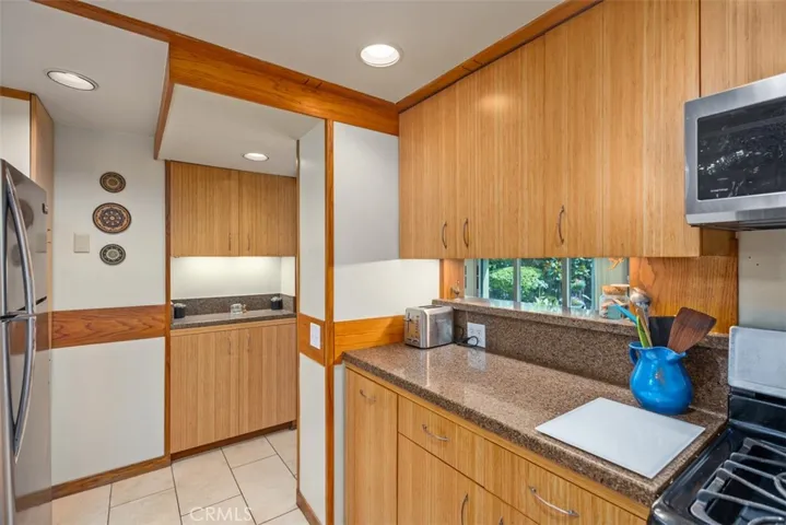 146 Chiquita Street, Laguna Beach, California 92651