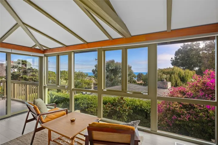 146 Chiquita Street, Laguna Beach, California 92651