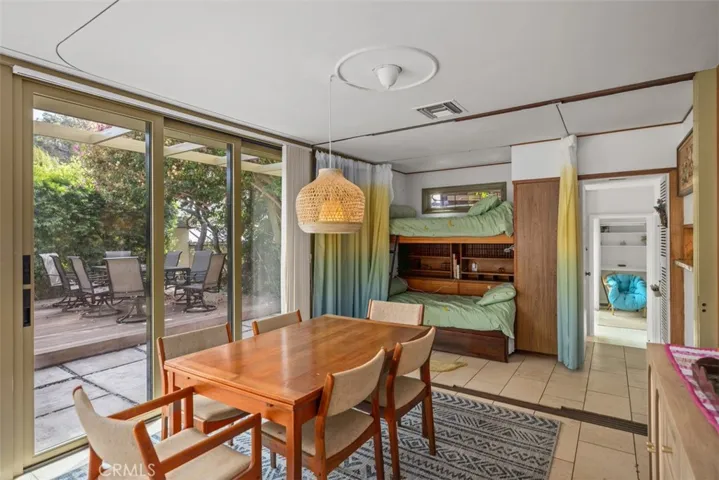 146 Chiquita Street, Laguna Beach, California 92651