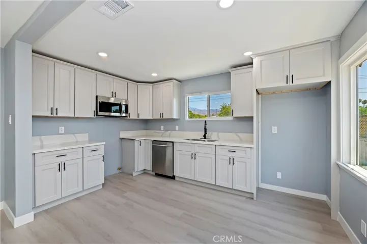 7461 Bonita Drive, Highland, California 92346