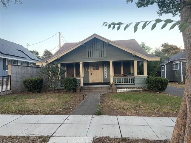 460 N 3rd Avenue, Upland, California 91786