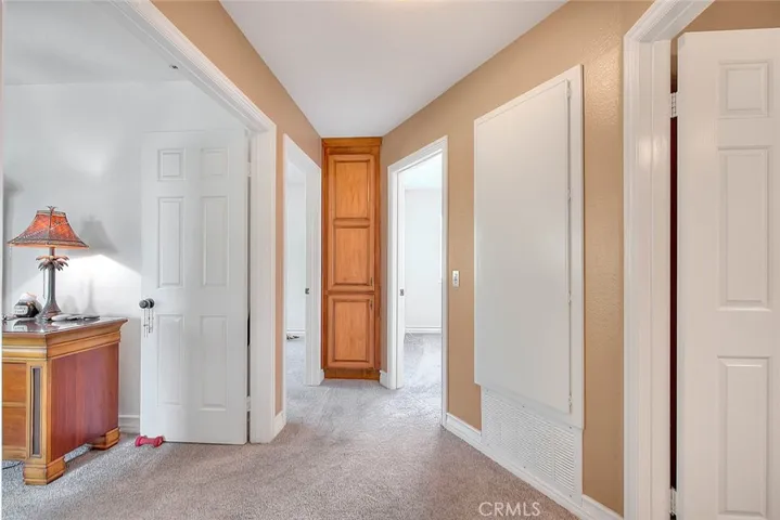 Upper floor landing