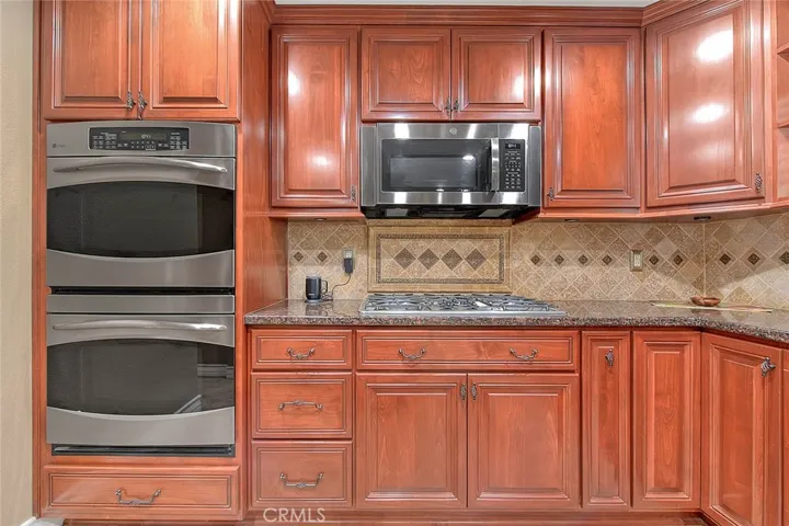 Tiled backsplash
