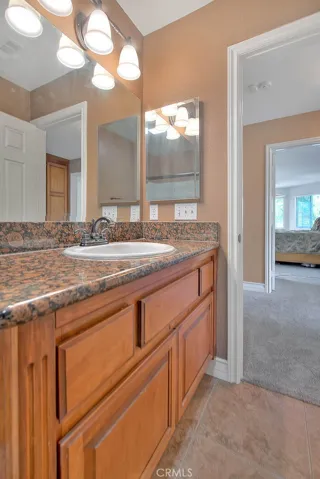 Upper hall bathroom