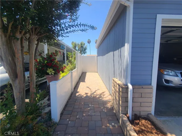 picture of side