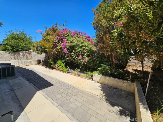 17401 Drake Street, Yorba Linda, California 92886