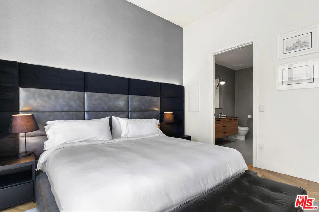 1645 N Vine Street 606, Los Angeles, California 90028 home-pic-10
