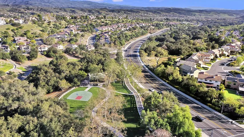 39 Tomahawk Street, Trabuco Canyon, California 92679