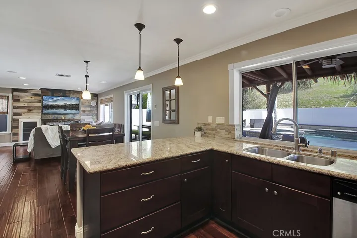 Kitchen, Opens to dining room and family room