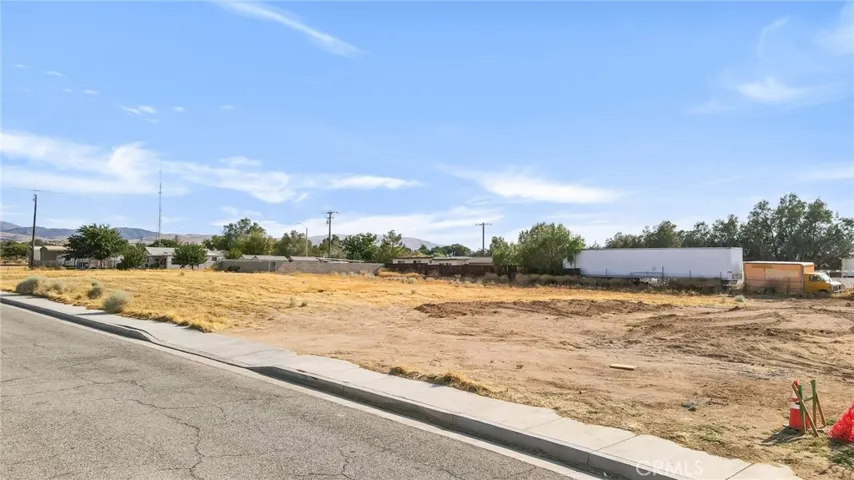 0 42nd, Palmdale, California 93552