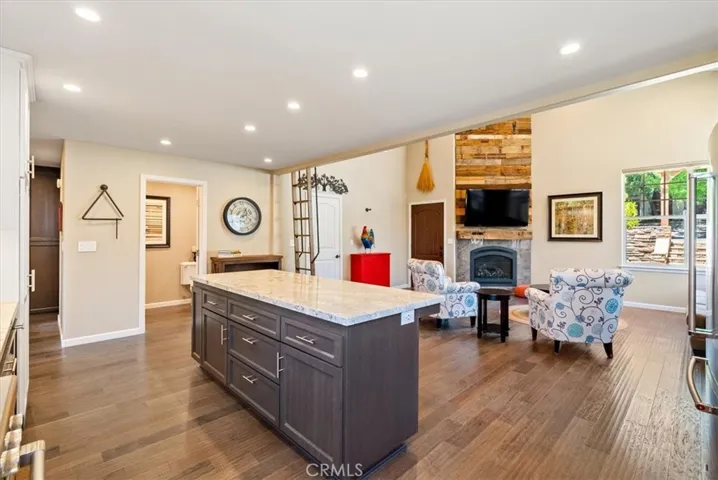 Open kitchen