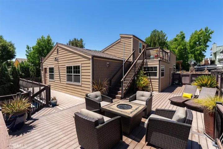 Deck