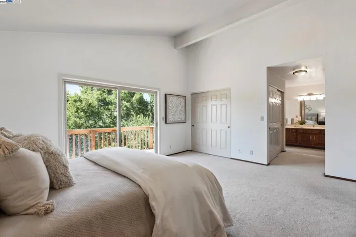 16817 Hallmark Ct, Castro Valley, California 94552