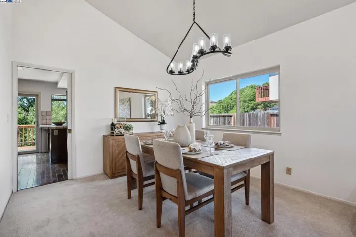 16817 Hallmark Ct, Castro Valley, California 94552