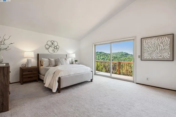 16817 Hallmark Ct, Castro Valley, California 94552