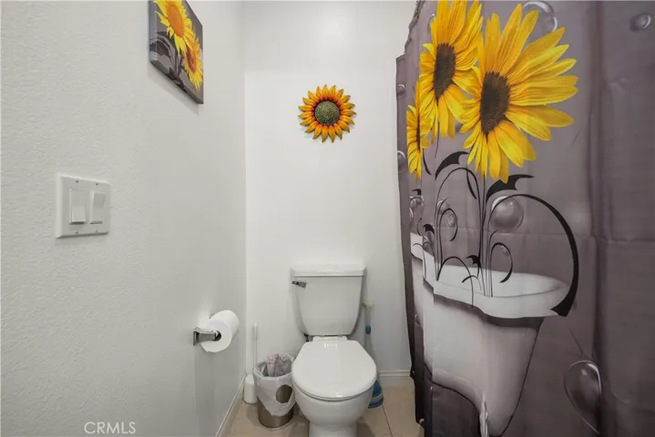 6973 Clear Lake Way, Fontana, California 92336