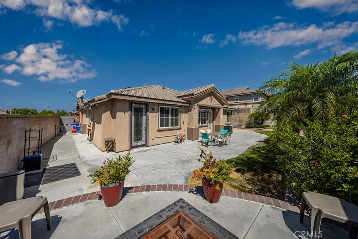 6973 Clear Lake Way, Fontana, California 92336