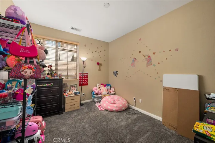 6973 Clear Lake Way, Fontana, California 92336