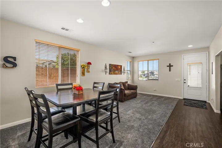 6973 Clear Lake Way, Fontana, California 92336