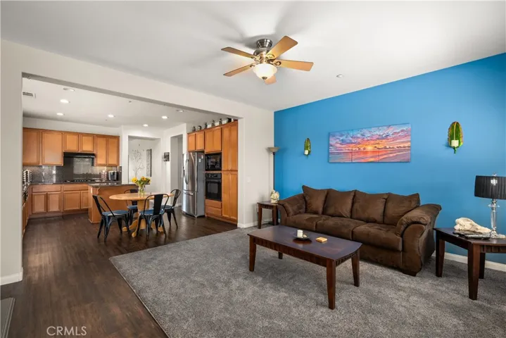 6973 Clear Lake Way, Fontana, California 92336