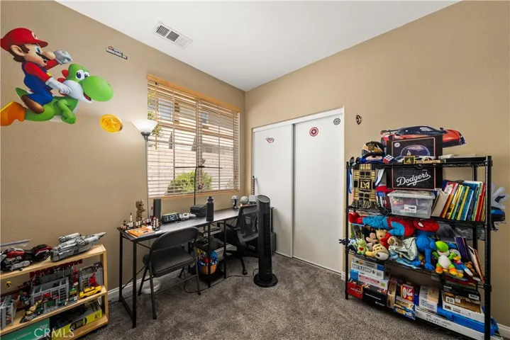 6973 Clear Lake Way, Fontana, California 92336