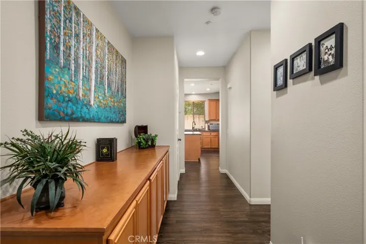 6973 Clear Lake Way, Fontana, California 92336