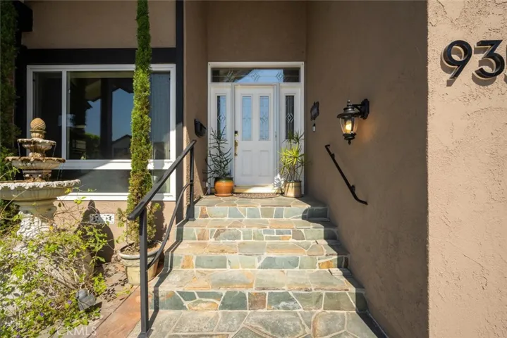 9354 Vista Serena, Cypress, California 90630