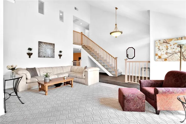 9354 Vista Serena, Cypress, California 90630