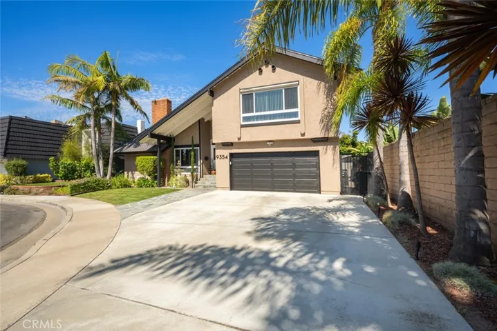 9354 Vista Serena, Cypress, California 90630