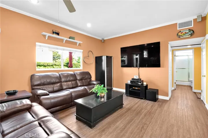 9354 Vista Serena, Cypress, California 90630