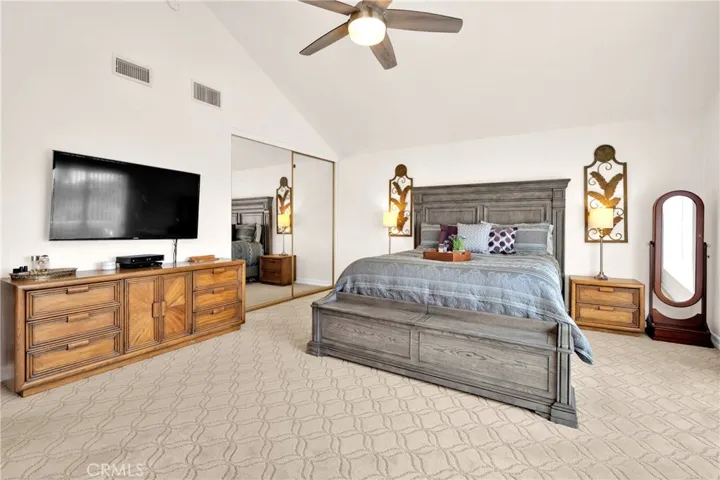 9354 Vista Serena, Cypress, California 90630