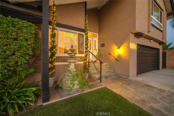 9354 Vista Serena, Cypress, California 90630