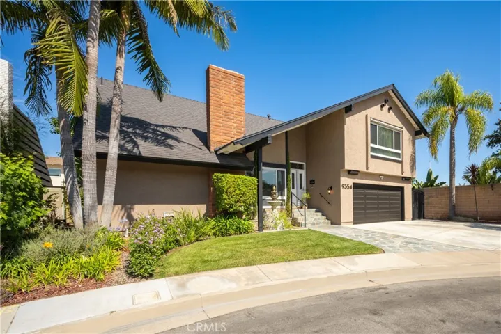 9354 Vista Serena, Cypress, California 90630