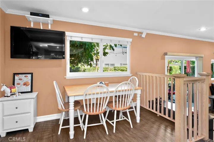 9354 Vista Serena, Cypress, California 90630