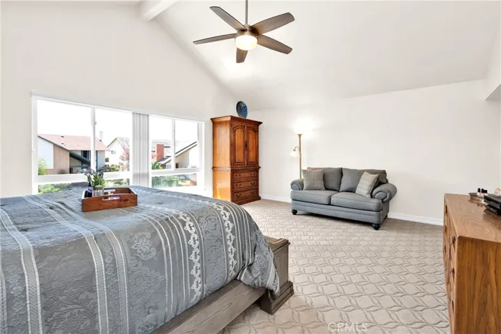 9354 Vista Serena, Cypress, California 90630